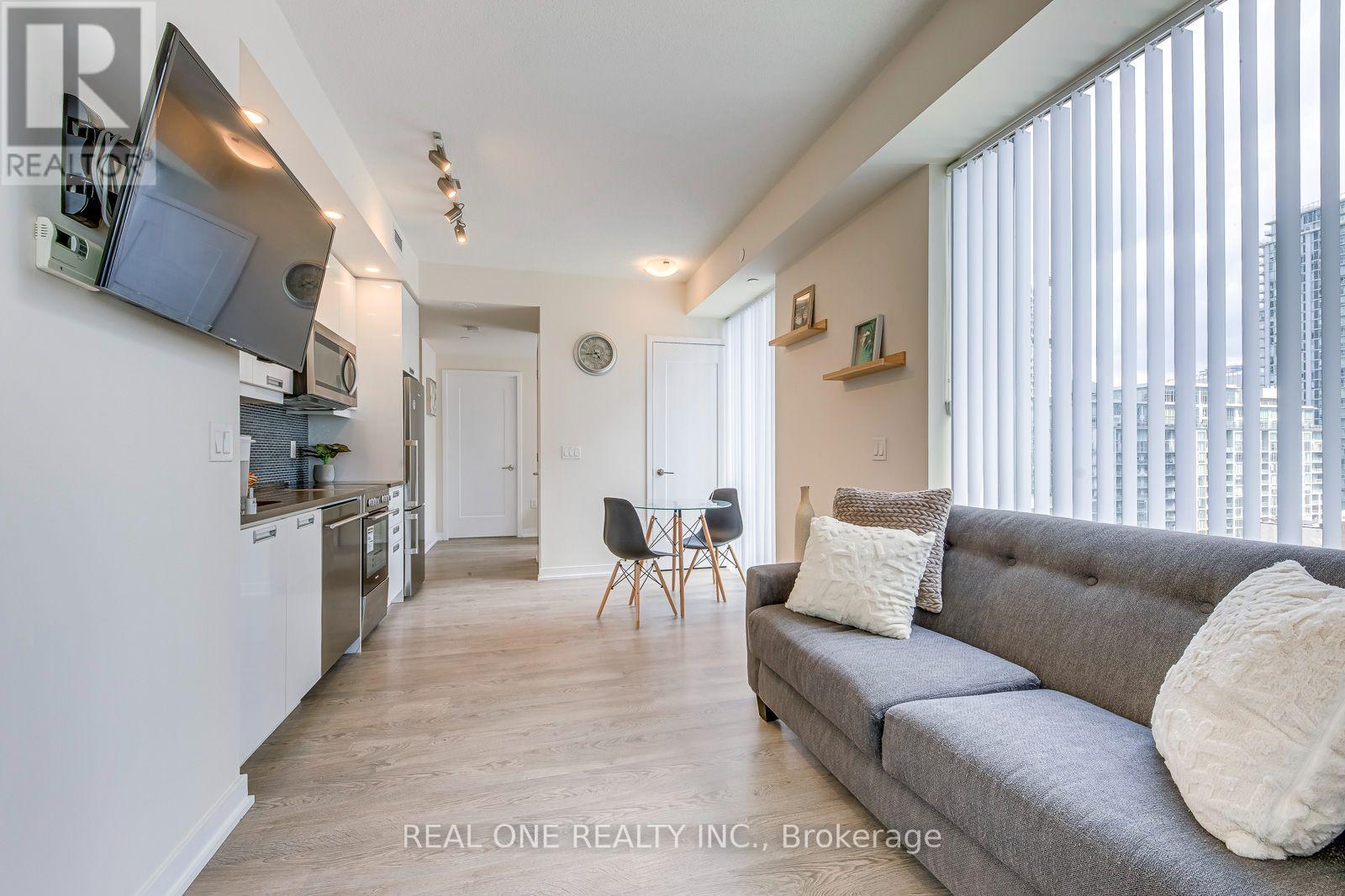 1001 - 99 John Street, Toronto, Ontario  M5V 0S6 - Photo 14 - C13795072