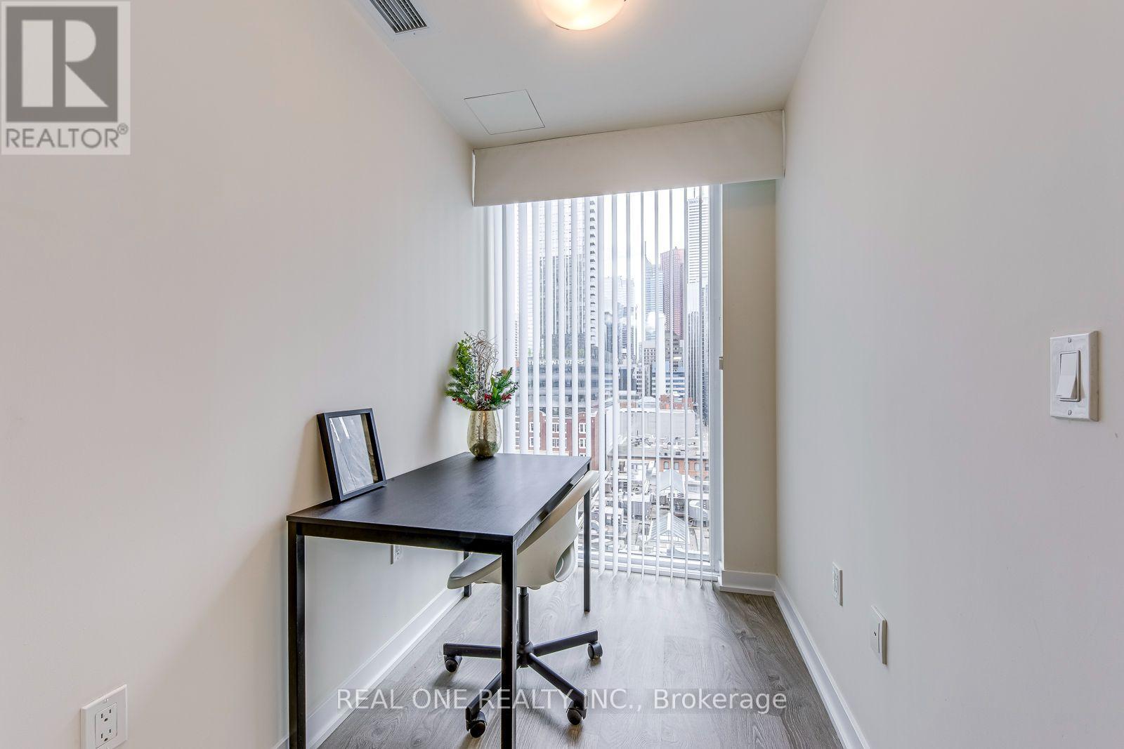 1001 - 99 John Street, Toronto, Ontario  M5V 0S6 - Photo 6 - C13795072