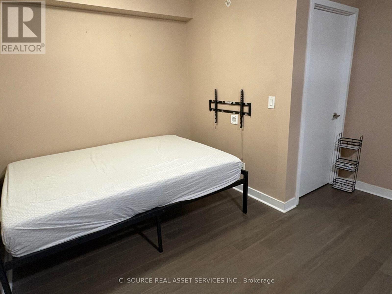 318 - 295 Adelaide Street W, Toronto (Waterfront Communities), Ontario  M5V 0L4 - Photo 11 - C13795088