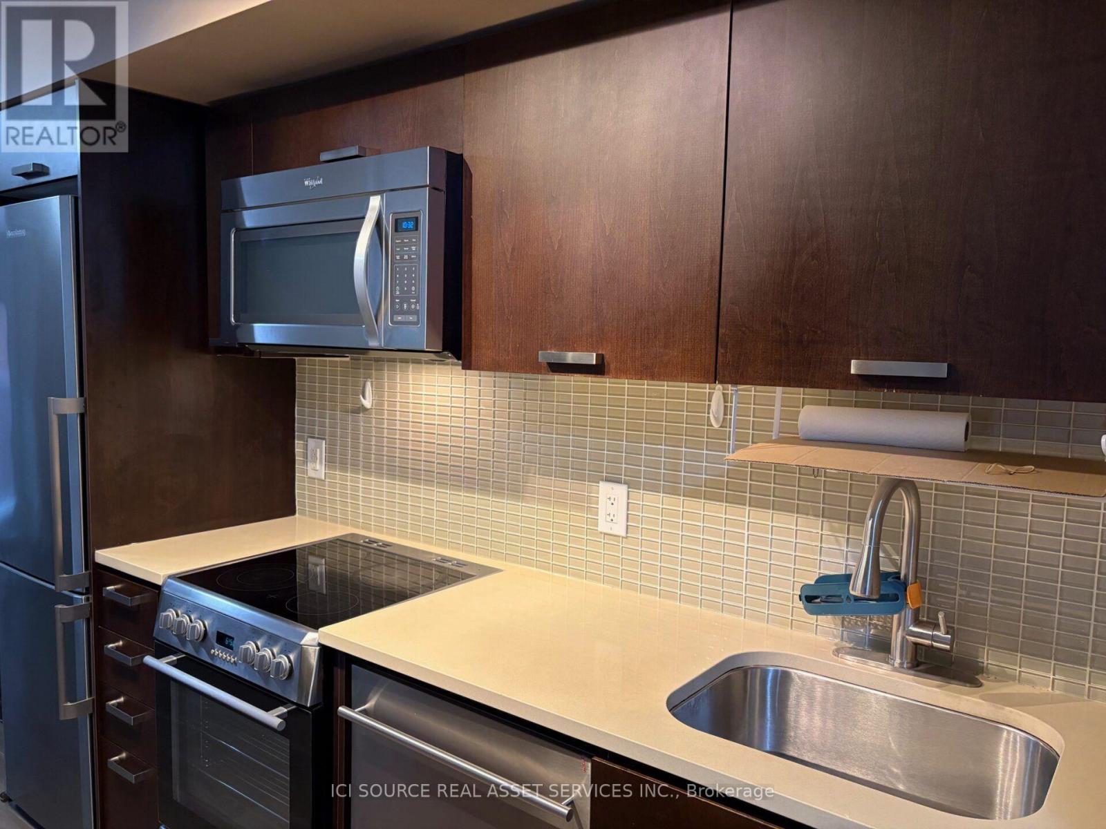 318 - 295 Adelaide Street W, Toronto (Waterfront Communities), Ontario  M5V 0L4 - Photo 3 - C13795088