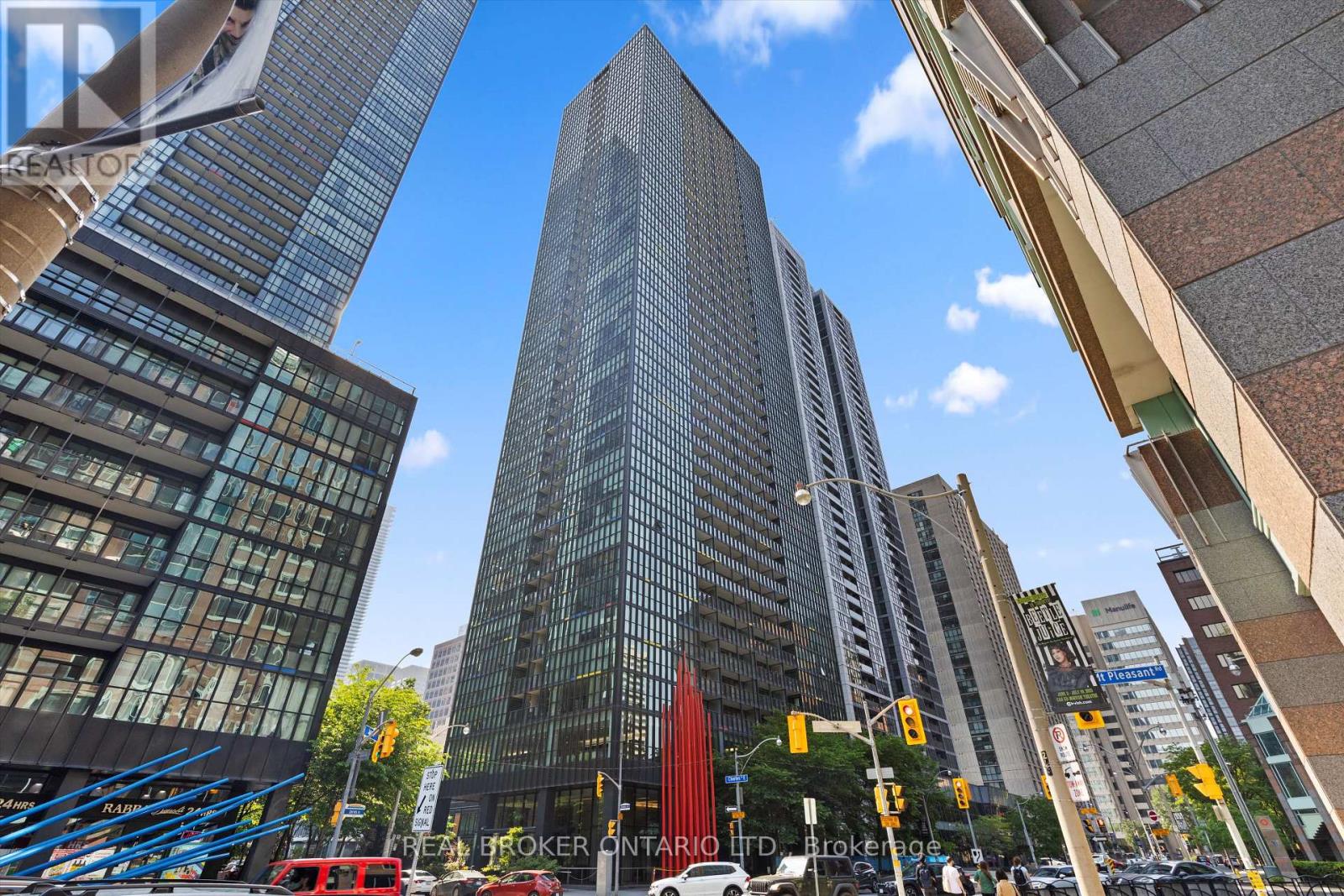 4403 - 110 Charles Street E, Toronto (Church-Yonge Corridor), Ontario  M4Y 1T5 - Photo 2 - C13795104