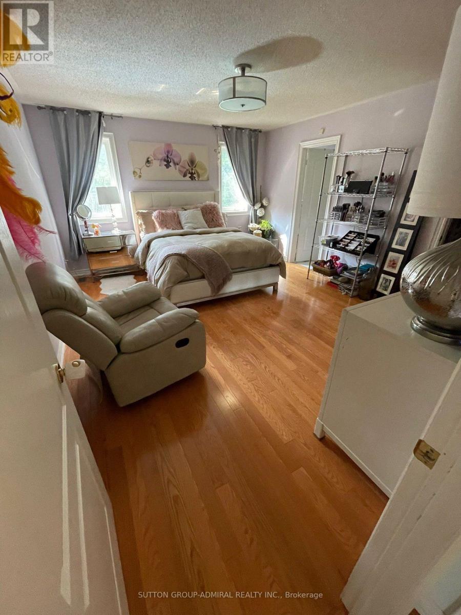 153 Niagara Drive, Oshawa, Ontario L1G 8A6 - Photo 10 - E13795056
