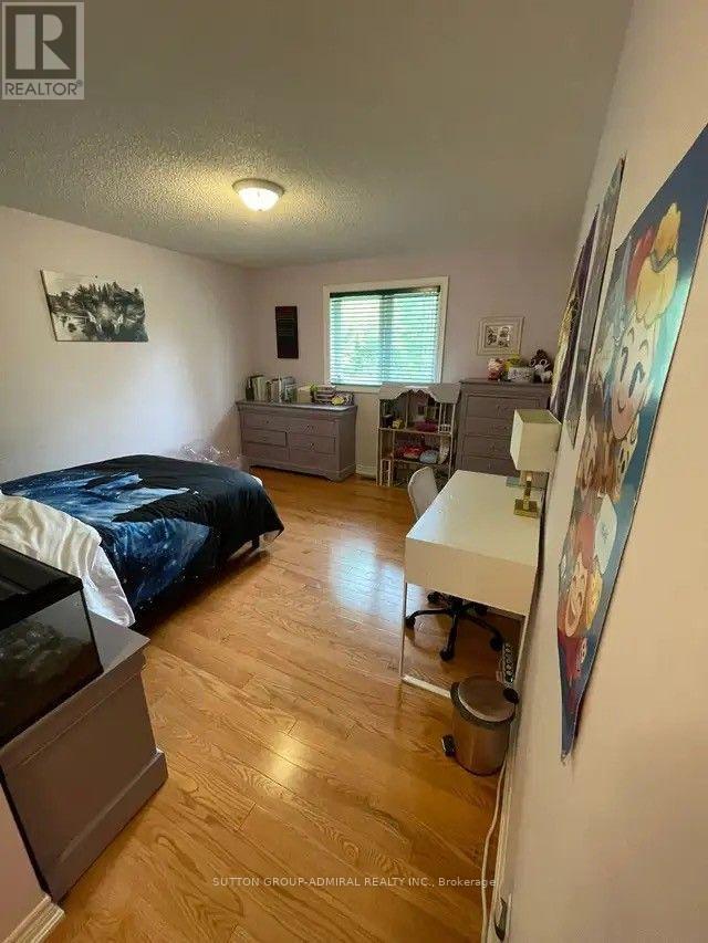Main Level - 153 Niagara Drive, Oshawa (Samac), Ontario  L1G 8A6 - Photo 12 - E13795058