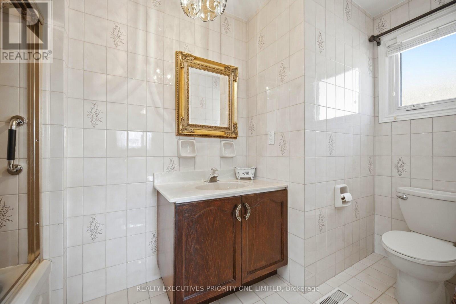 139 Jade Crescent, Vaughan (West Woodbridge), Ontario  L4L 6M1 - Photo 22 - N13795000