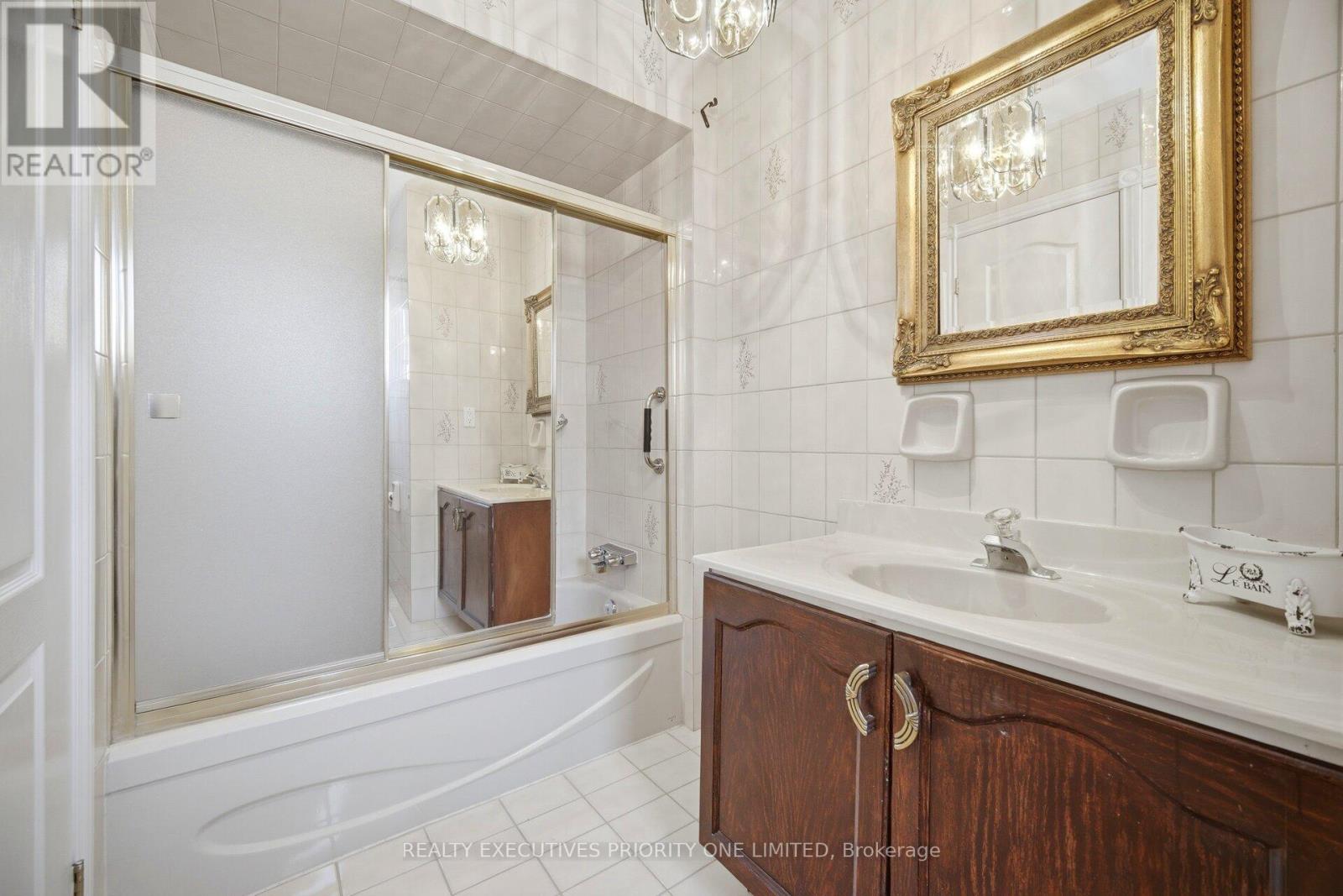 139 Jade Crescent, Vaughan (West Woodbridge), Ontario  L4L 6M1 - Photo 23 - N13795000