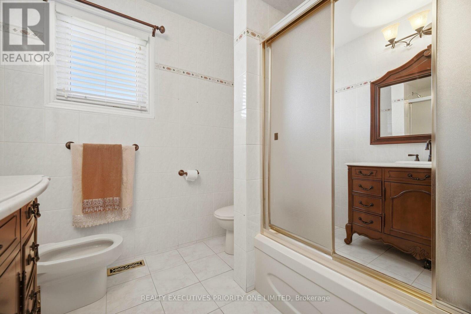139 Jade Crescent, Vaughan (West Woodbridge), Ontario  L4L 6M1 - Photo 30 - N13795000
