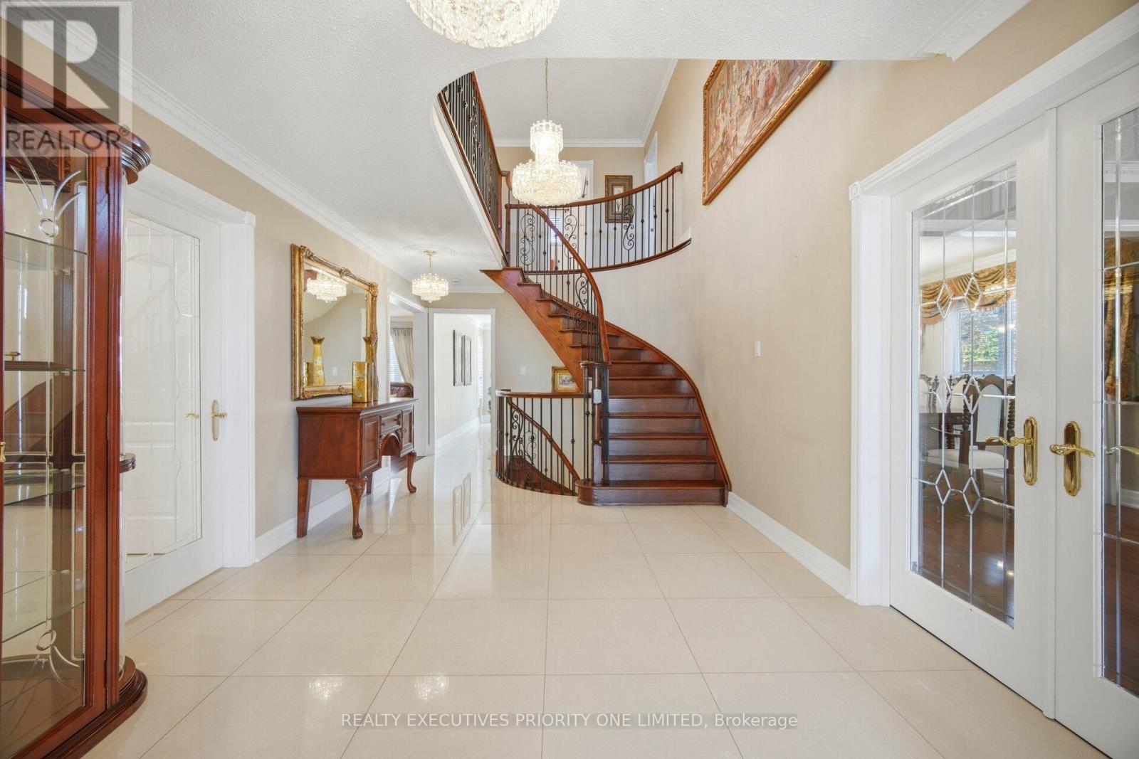 139 Jade Crescent, Vaughan (West Woodbridge), Ontario  L4L 6M1 - Photo 4 - N13795000