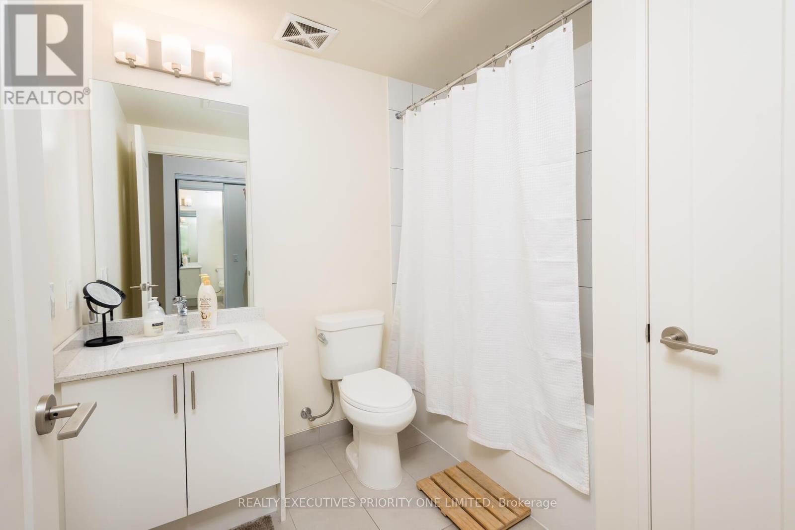 923 - 9000 Jane Street, Vaughan (Vellore Village), Ontario  L4K 0M6 - Photo 18 - N13795042