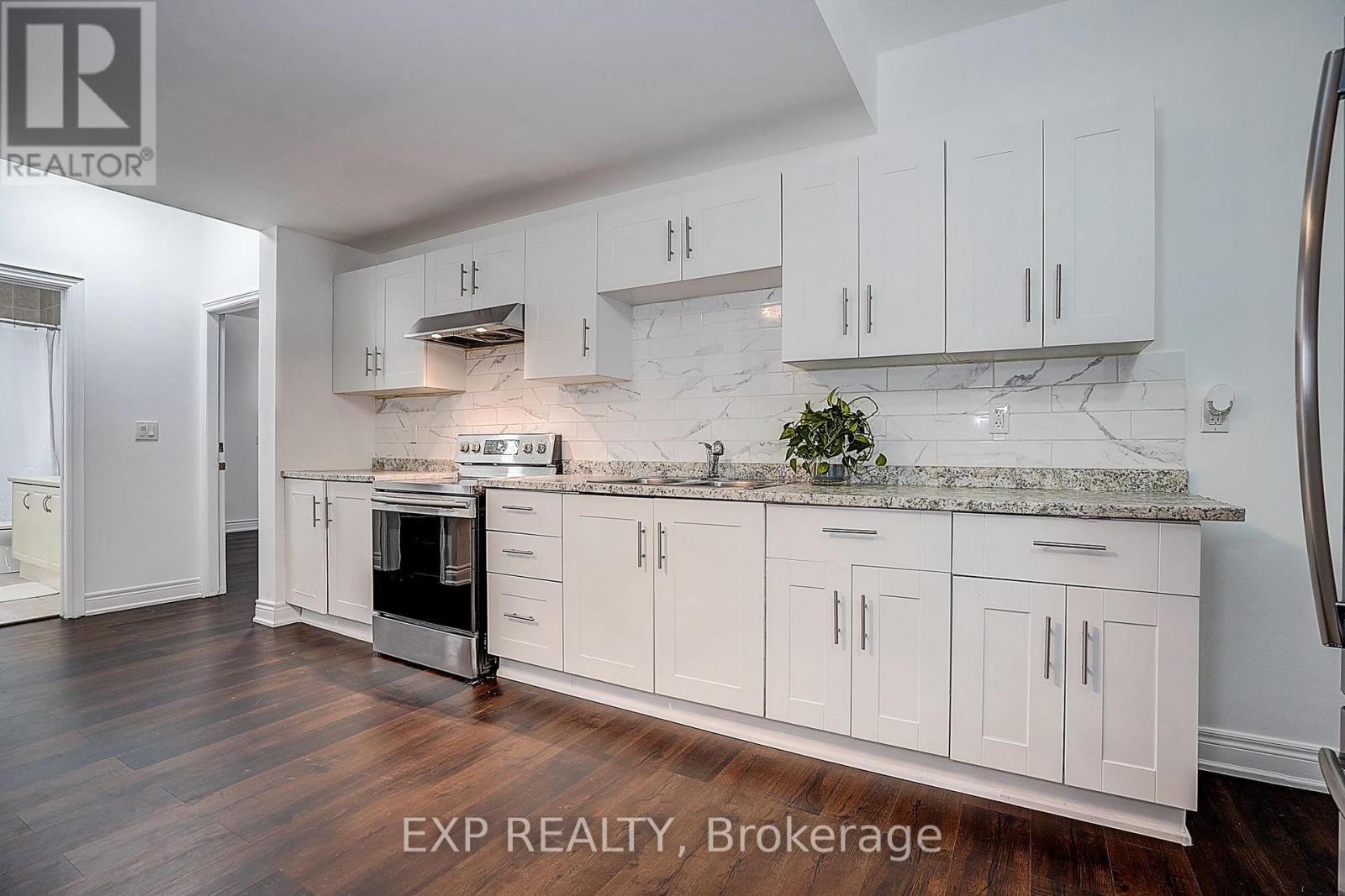 574 Sweetwater Crescent, Newmarket (Glenway Estates), Ontario  L3X 0H6 - Photo 27 - N13795100