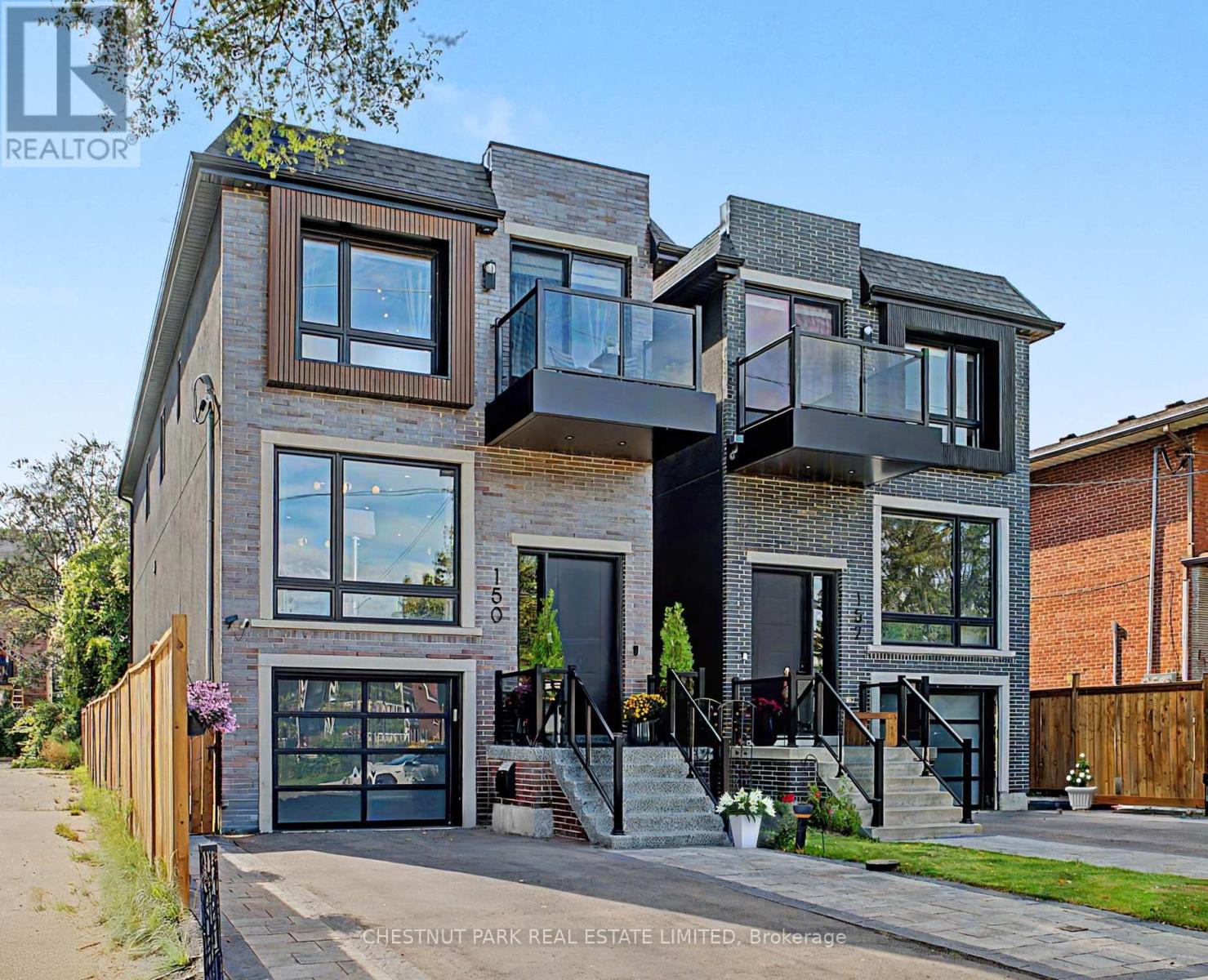 150 Sheldon Avenue, Toronto, Ontario  M8W 4L6 - Photo 1 - W13794984