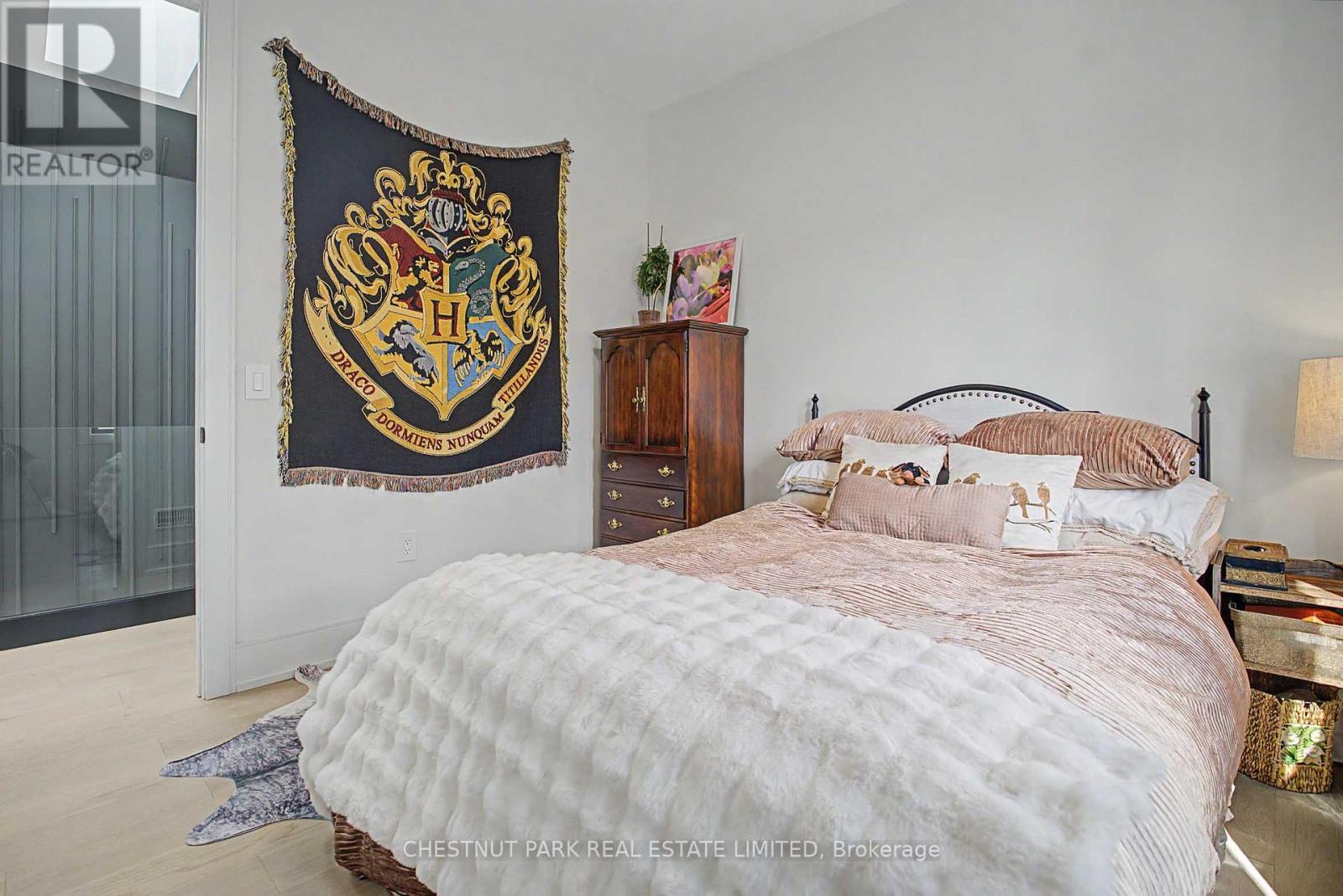 150 Sheldon Avenue, Toronto, Ontario  M8W 4L6 - Photo 31 - W13794984