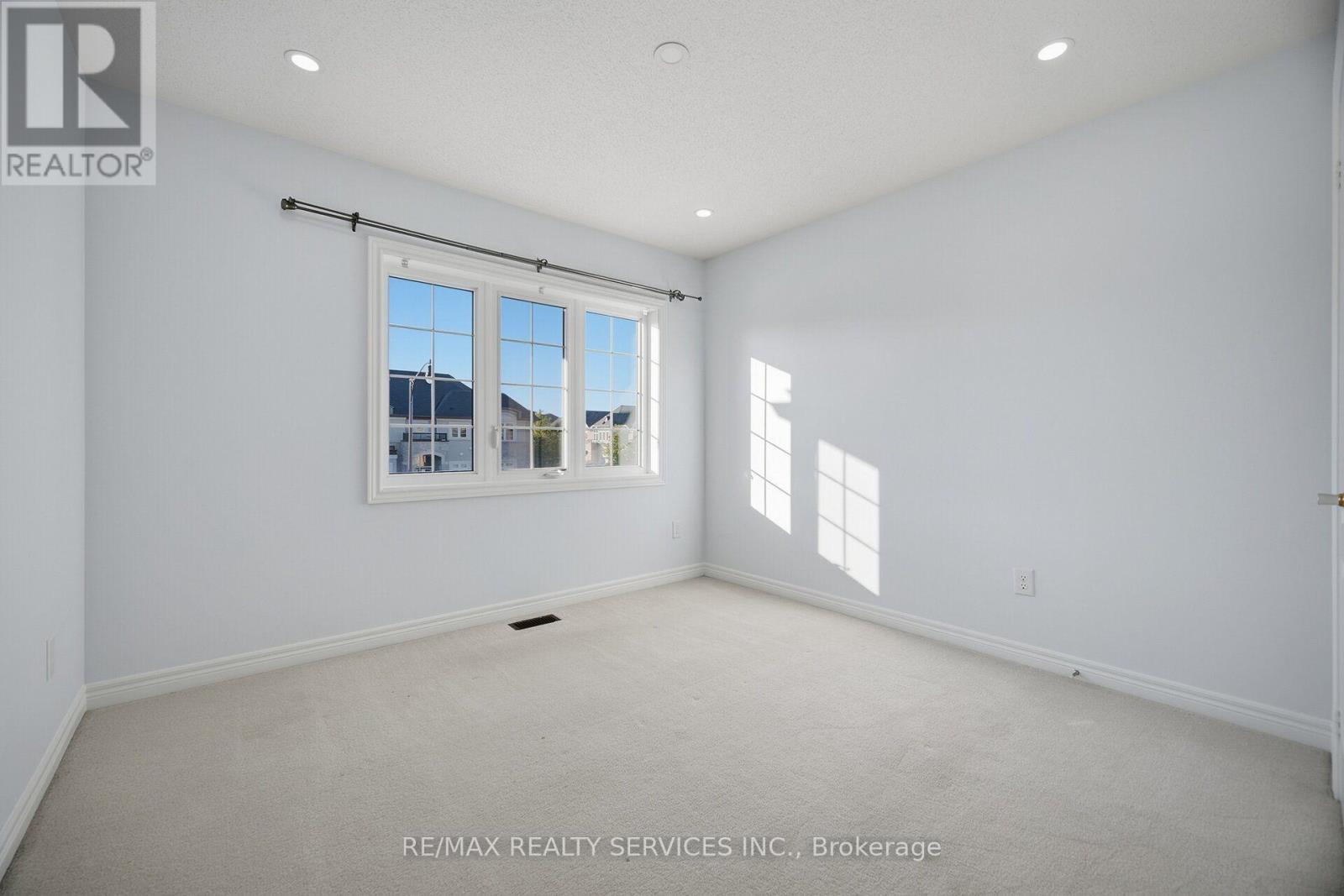 279 Remembrance Road, Brampton, Ontario  L7A 4J5 - Photo 30 - W13794990