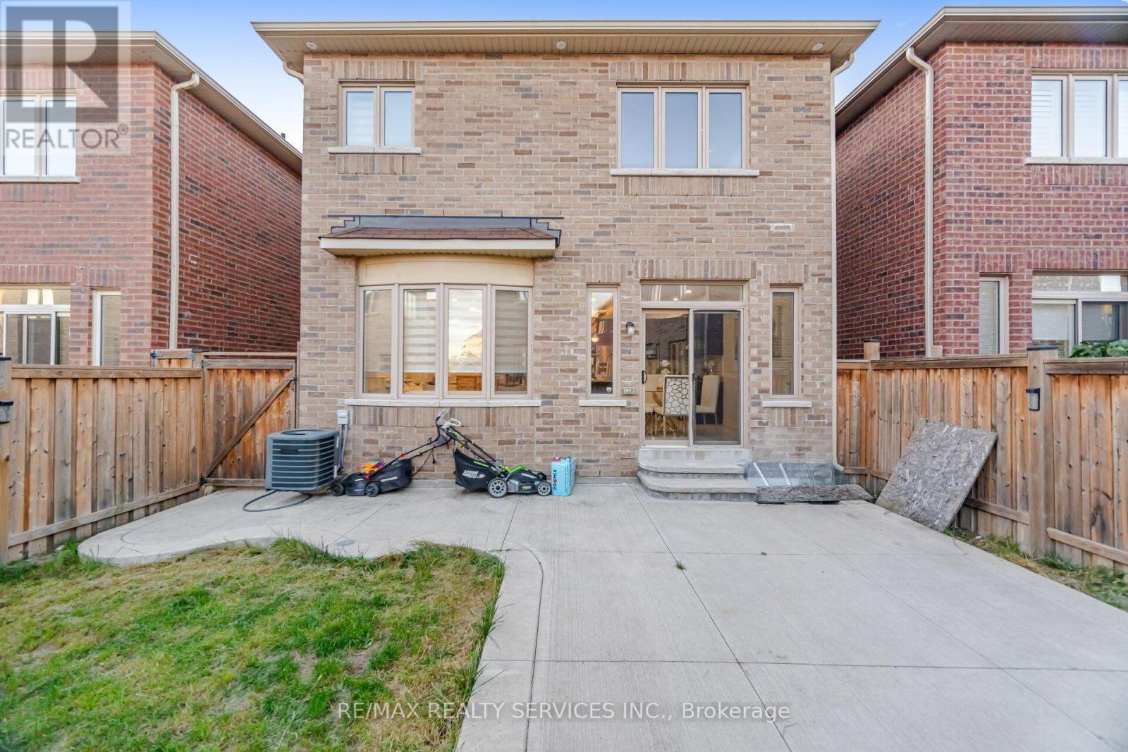 279 Remembrance Road, Brampton, Ontario  L7A 4J5 - Photo 49 - W13794990