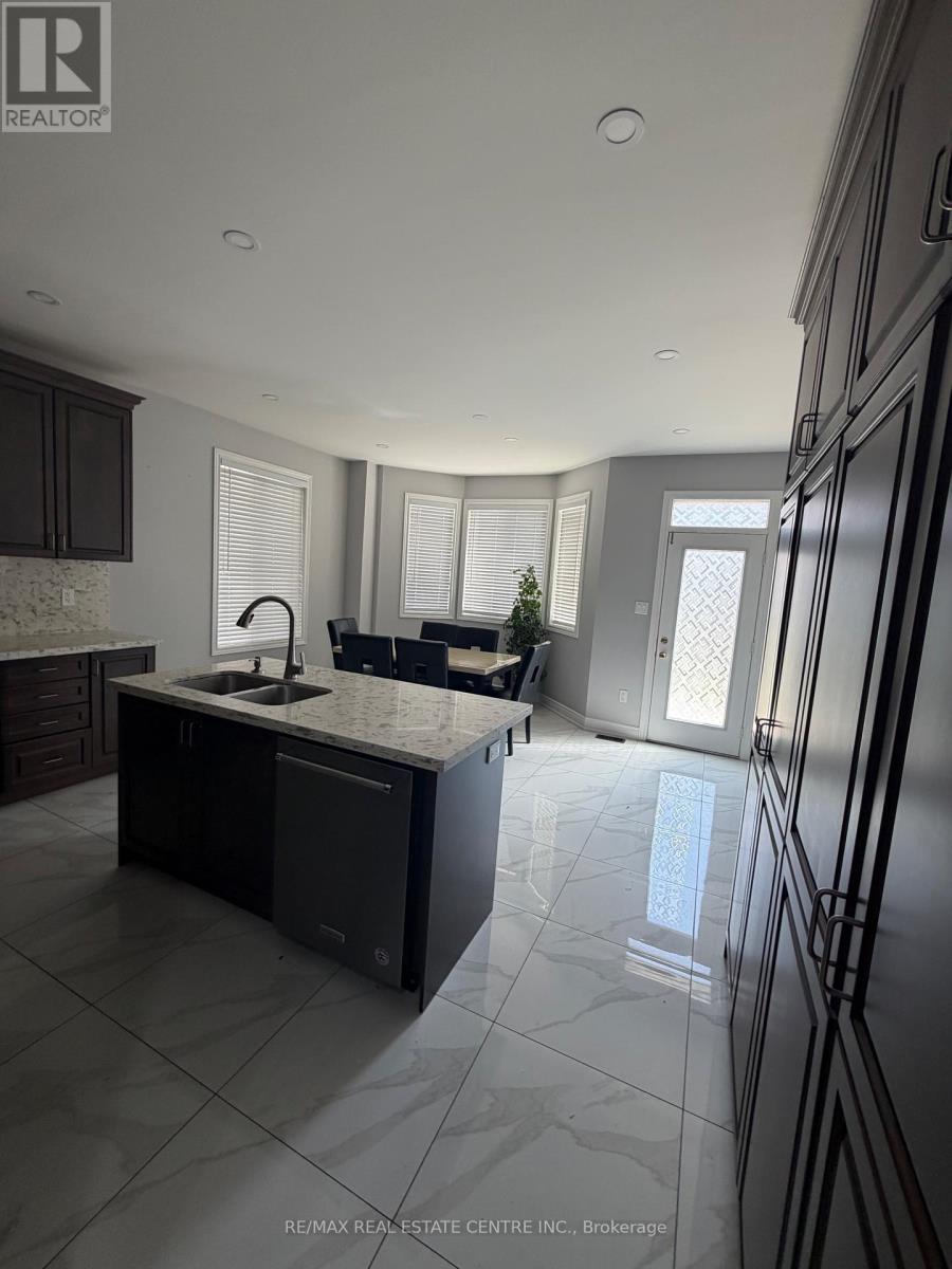 79 Templehill Road, Brampton (Sandringham-Wellington), Ontario  L6R 0Z8 - Photo 12 - W13795016