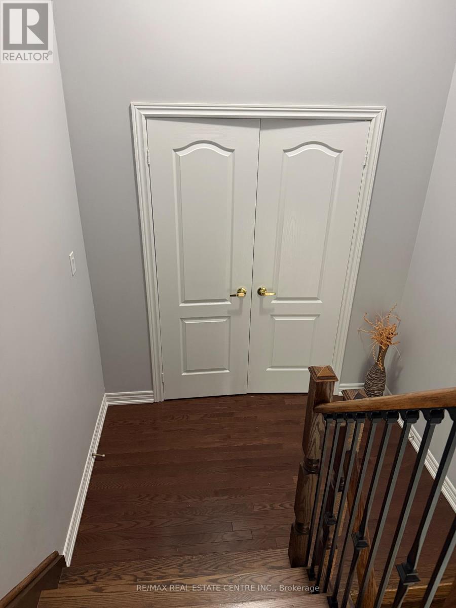 79 Templehill Road, Brampton (Sandringham-Wellington), Ontario  L6R 0Z8 - Photo 13 - W13795016