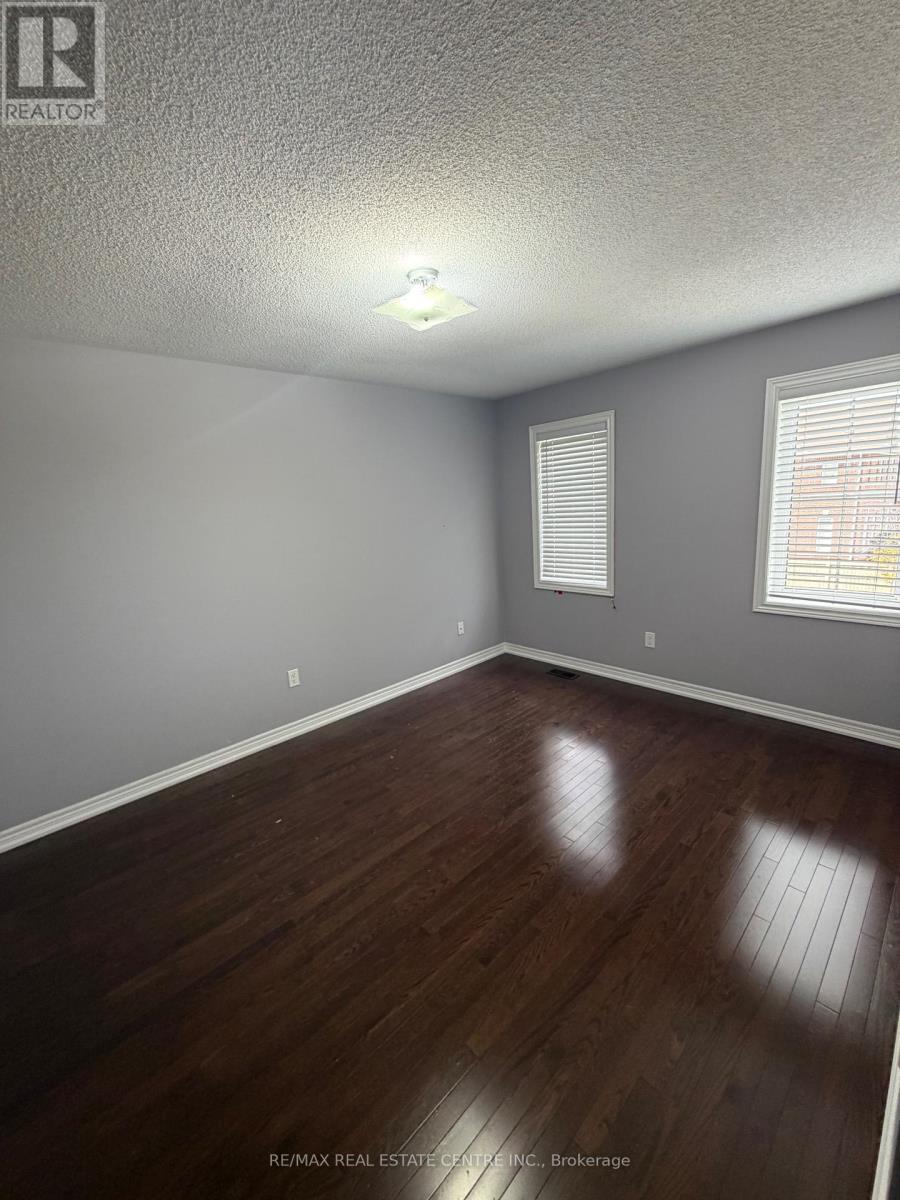 79 Templehill Road, Brampton (Sandringham-Wellington), Ontario  L6R 0Z8 - Photo 18 - W13795016