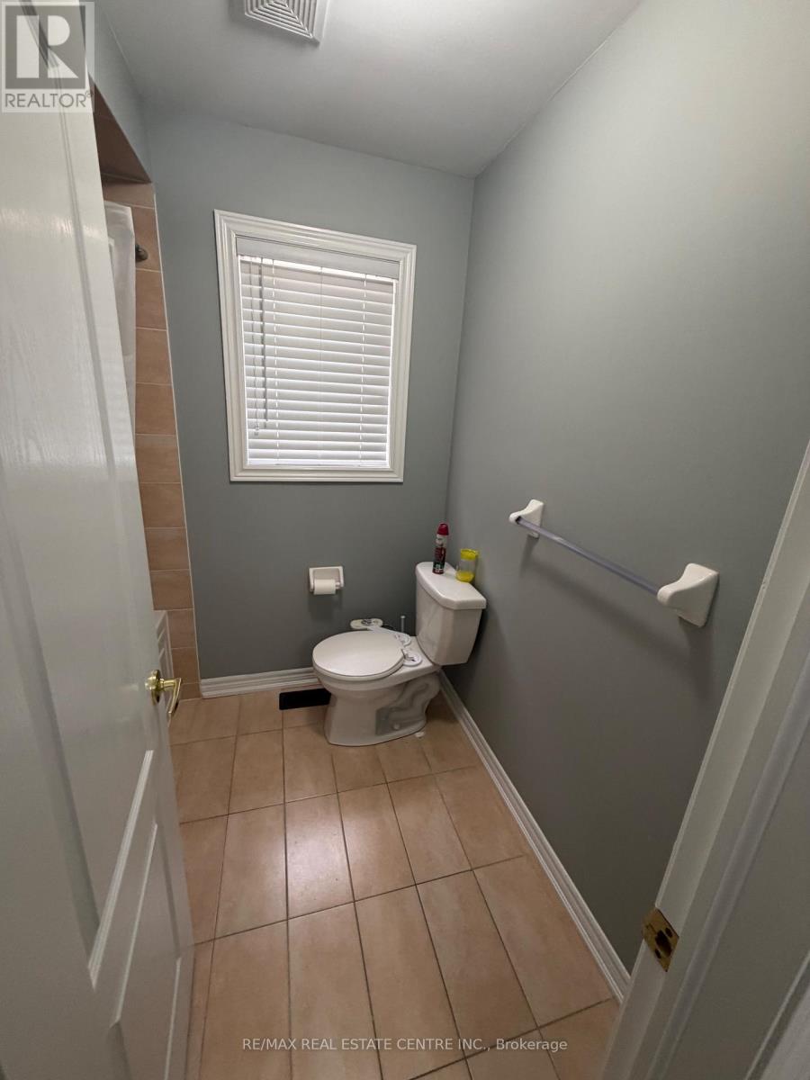 79 Templehill Road, Brampton (Sandringham-Wellington), Ontario  L6R 0Z8 - Photo 23 - W13795016