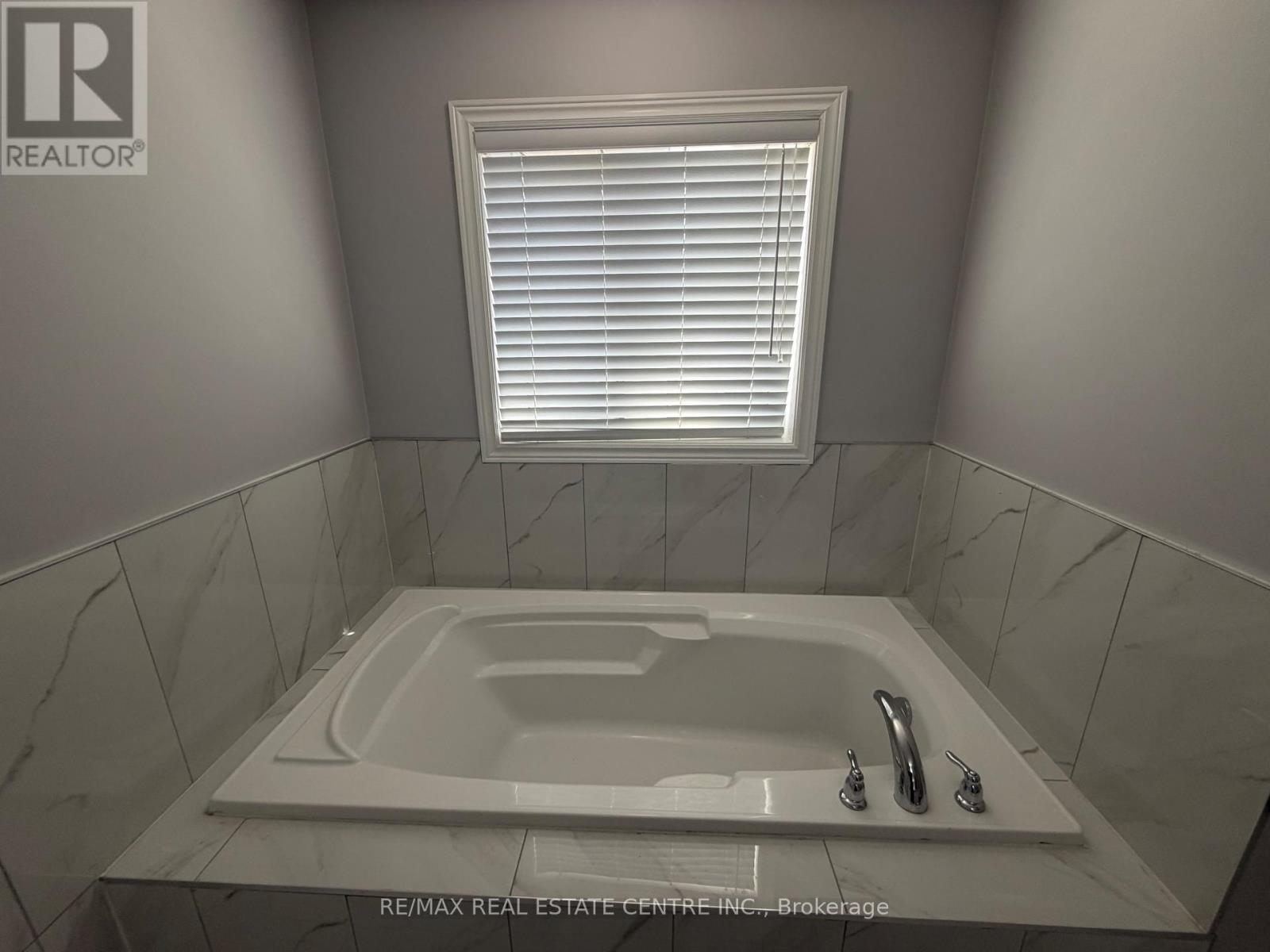 79 Templehill Road, Brampton (Sandringham-Wellington), Ontario  L6R 0Z8 - Photo 32 - W13795016