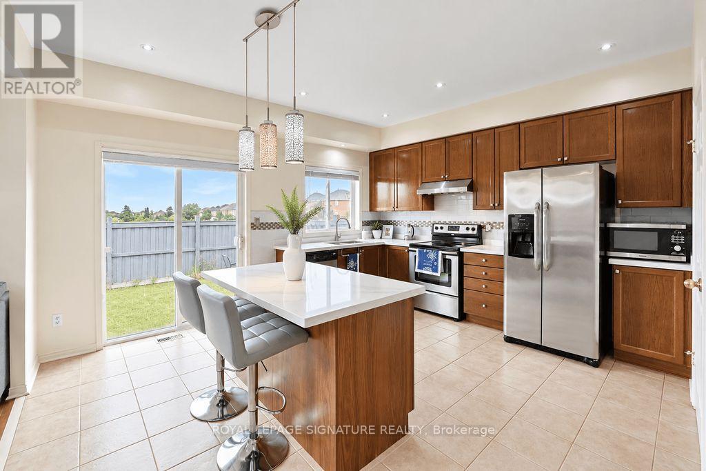 84 Jordensen Drive, Brampton (Credit Valley), Ontario  L6X 0S1 - Photo 10 - W13795028