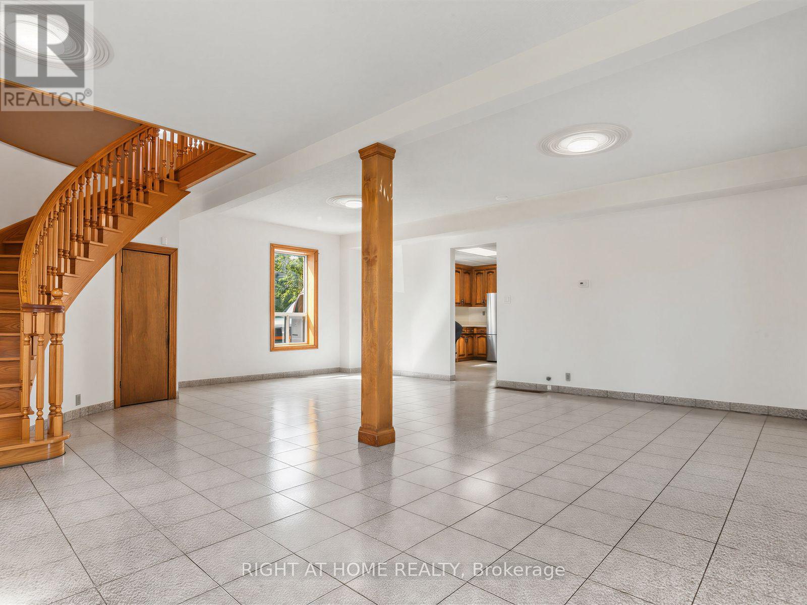 102 Judson Street, Toronto, Ontario  M8Z 1B1 - Photo 9 - W13795074