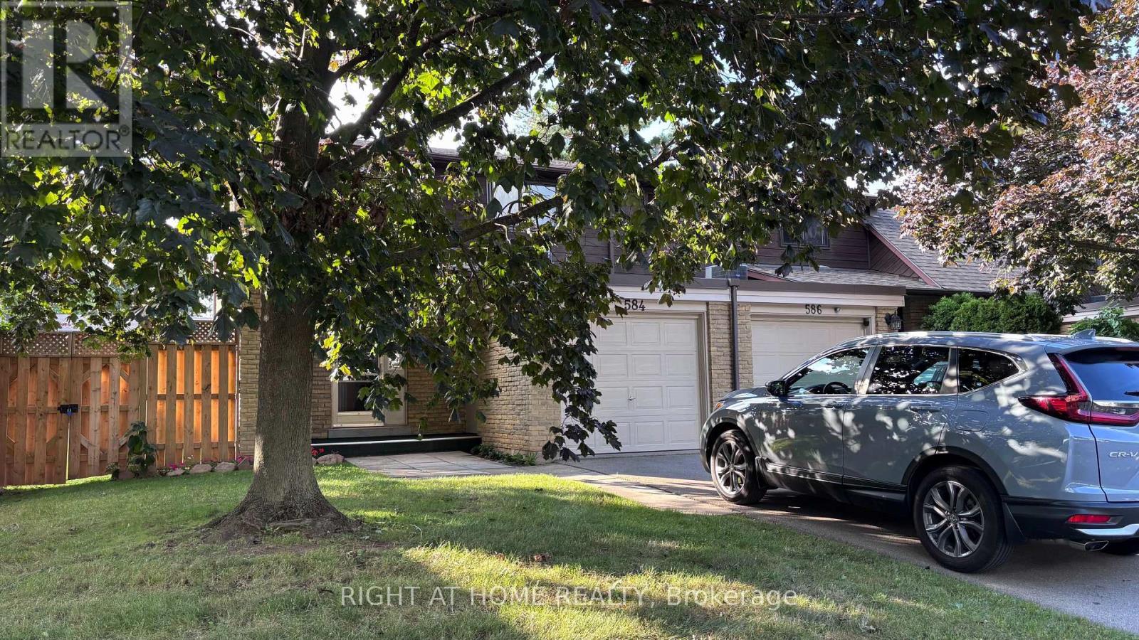 584 Forestwood Crescent, Burlington (Appleby), Ontario  L7L 4K3 - Photo 2 - W13795094