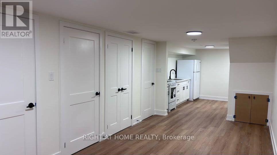 584 Forestwood Crescent, Burlington (Appleby), Ontario  L7L 4K3 - Photo 7 - W13795094