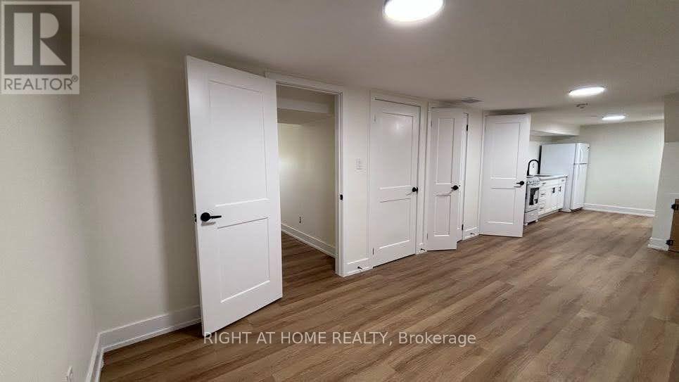 584 Forestwood Crescent, Burlington (Appleby), Ontario  L7L 4K3 - Photo 9 - W13795094