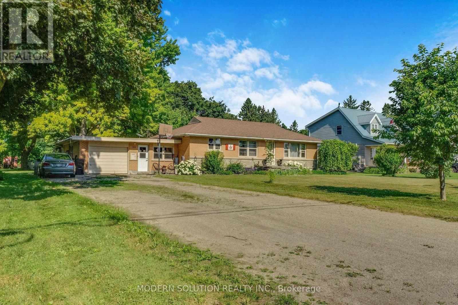 124 Northside Drive, Woolwich, Ontario  N0B 2N0 - Photo 4 - X13795110