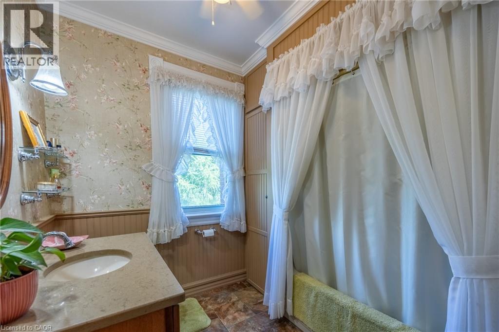 1004 Main Street, Port Dover, Ontario  N0A 1N0 - Photo 24 - 40864216