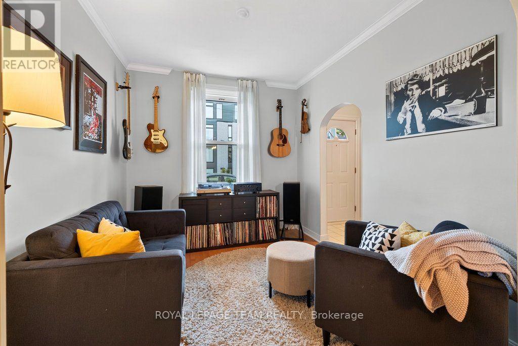 249 Hinchey Avenue, Ottawa, Ontario  K1Y 1L9 - Photo 3 - X13795192