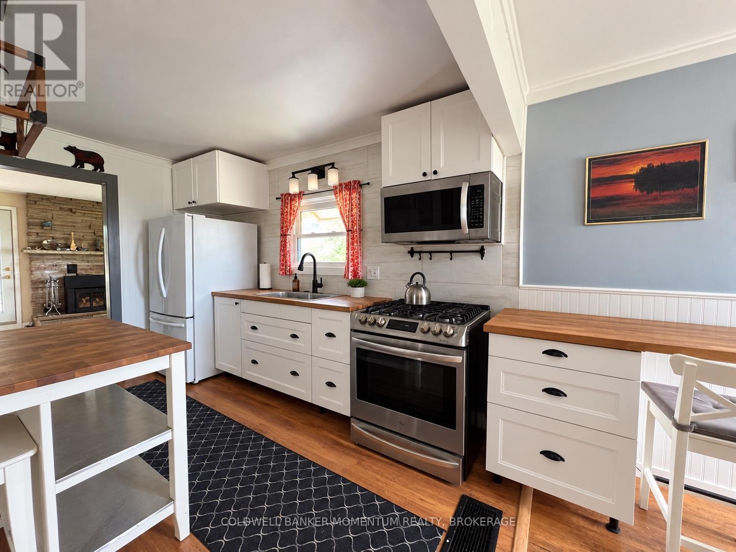 935 Twenty Road, Pelham, Ontario  L0R 1S0 - Photo 4 - X13795150