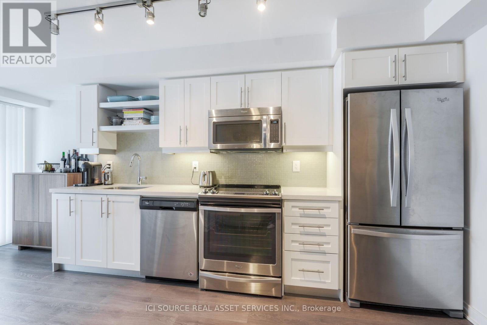 1020 - 525 Adelaide Street W, Toronto, Ontario M5V 0N7 - Photo 12 - C13795142