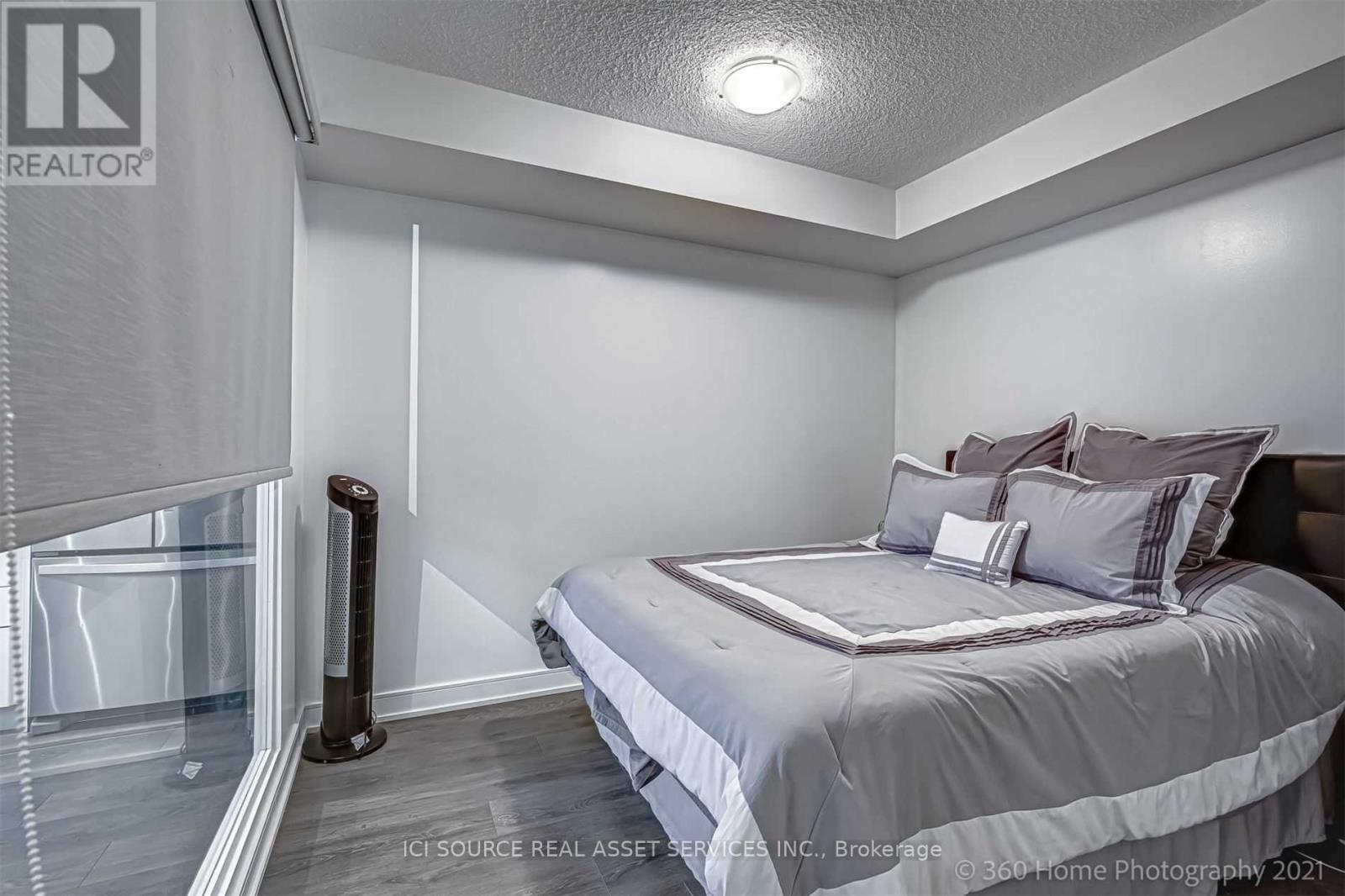 1020 - 525 Adelaide Street W, Toronto, Ontario M5V 0N7 - Photo 19 - C13795142