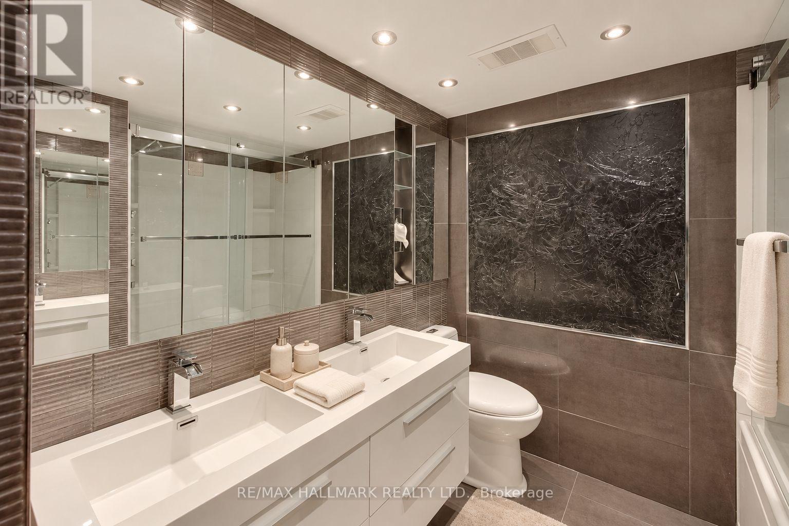 812 - 65 Scadding Avenue, Toronto, Ontario  M5A 4L1 - Photo 19 - C13795198