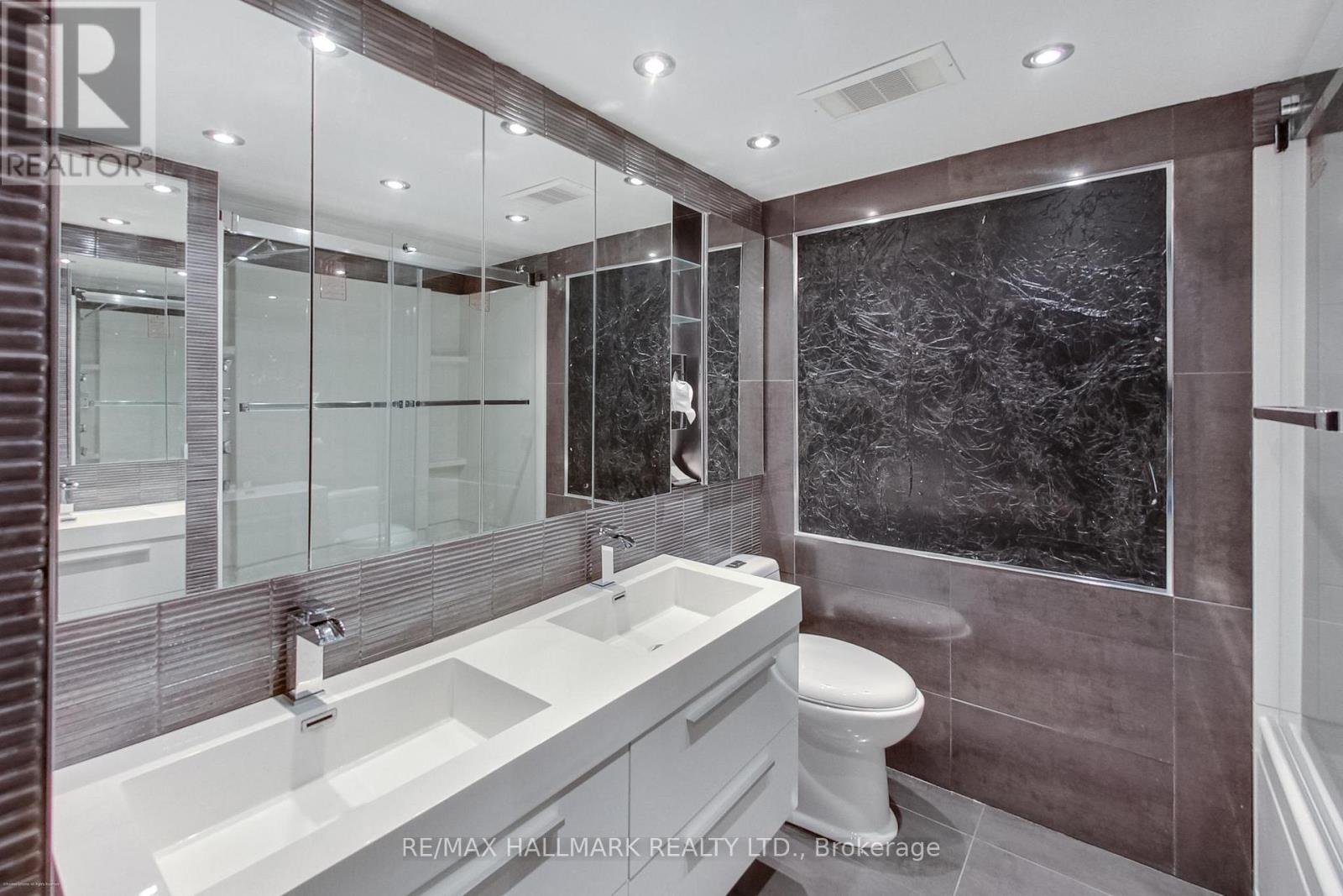812 - 65 Scadding Avenue, Toronto, Ontario  M5A 4L1 - Photo 20 - C13795198