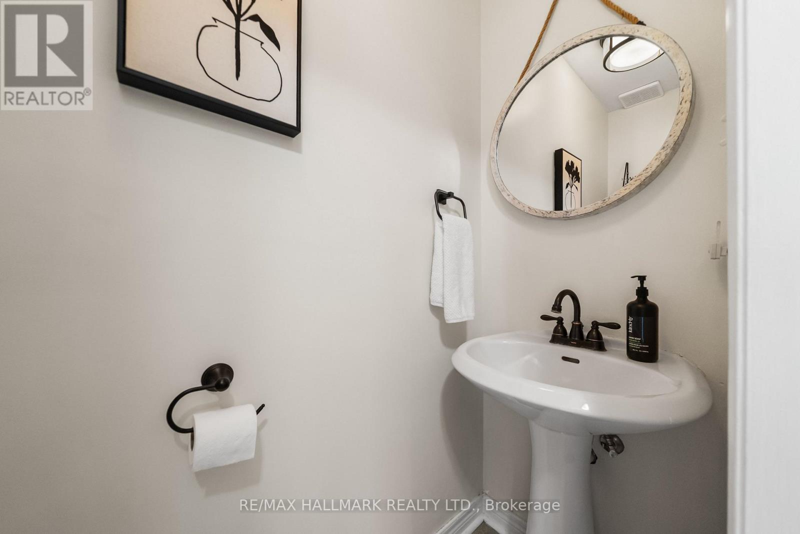 72 Melody Drive, Whitby, Ontario  L1M 1K2 - Photo 8 - E13795164