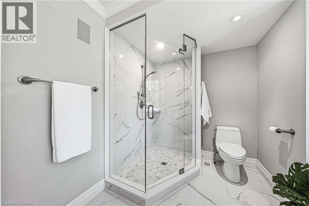 7 Colonial Crescent, Oakville, Ontario  L6J 4K8 - Photo 29 - 40862236