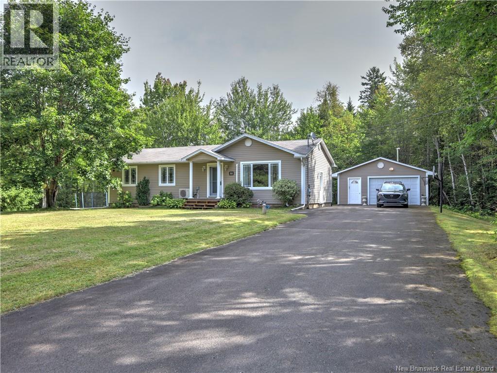 32 Menzies Drive, Hanwell, New Brunswick