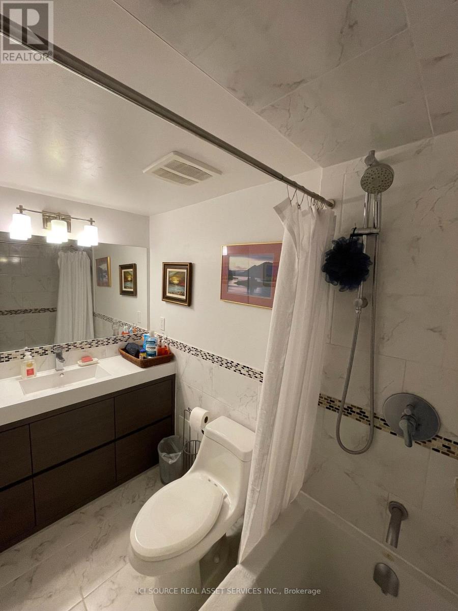 1102 - 50 Quebec Avenue, Toronto, Ontario  M6P 4B4 - Photo 11 - W13795146