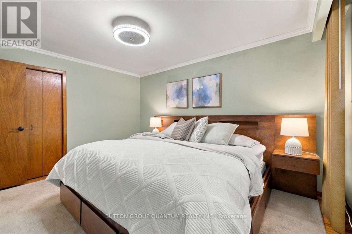 325 Erindale Drive, Burlington, Ontario  L7L 4T3 - Photo 16 - W13795166