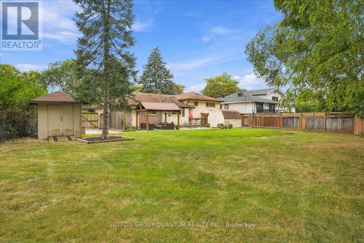 325 Erindale Drive, Burlington, Ontario  L7L 4T3 - Photo 32 - W13795166