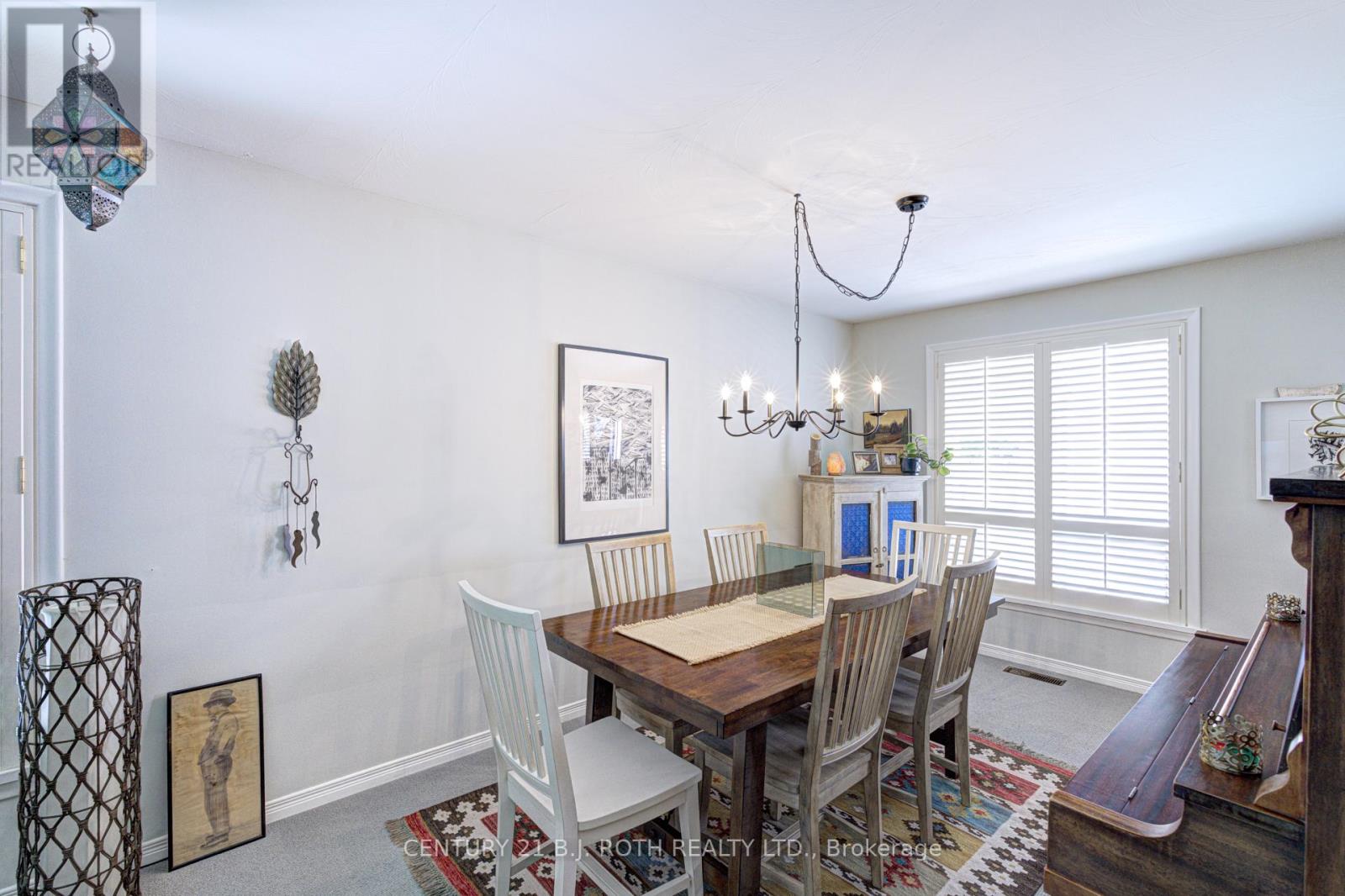 109 Wincott Drive, Toronto, Ontario  M9R 2P5 - Photo 11 - W13795190