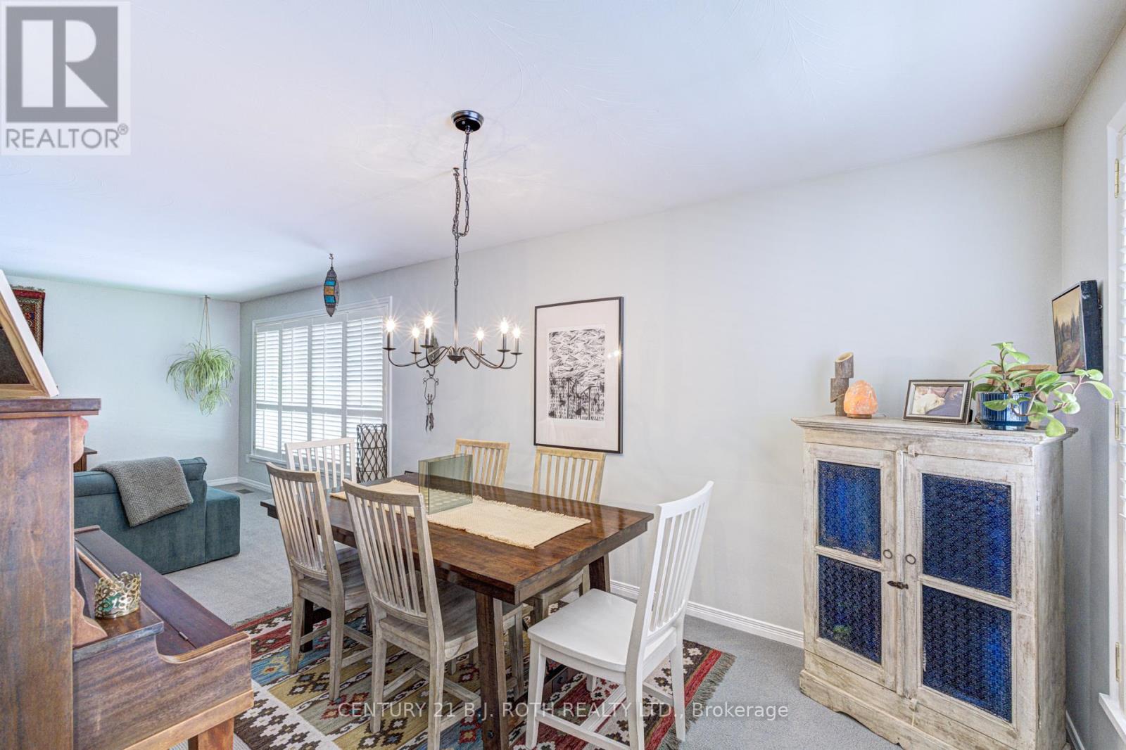 109 Wincott Drive, Toronto, Ontario  M9R 2P5 - Photo 12 - W13795190