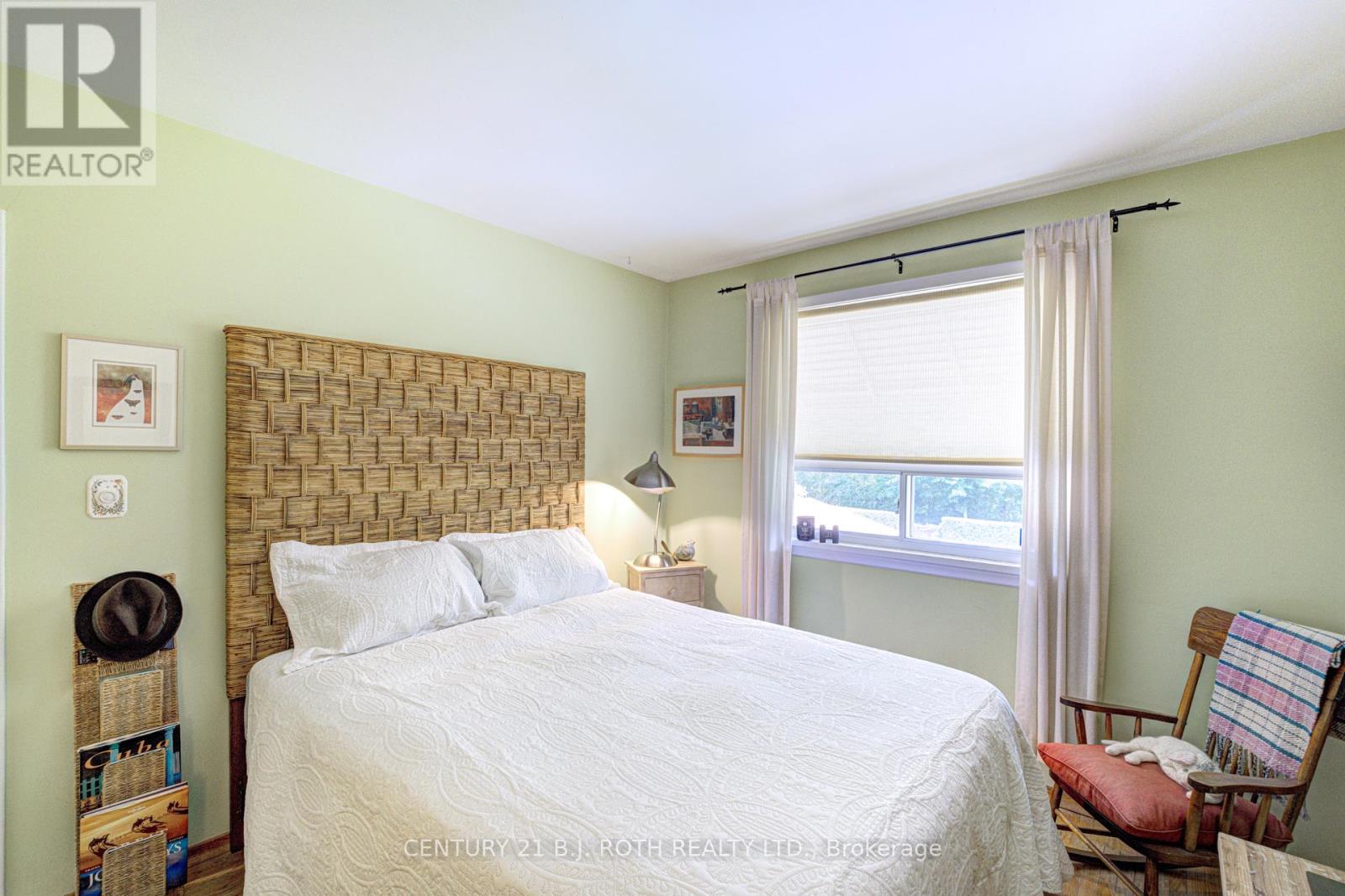 109 Wincott Drive, Toronto, Ontario  M9R 2P5 - Photo 20 - W13795190