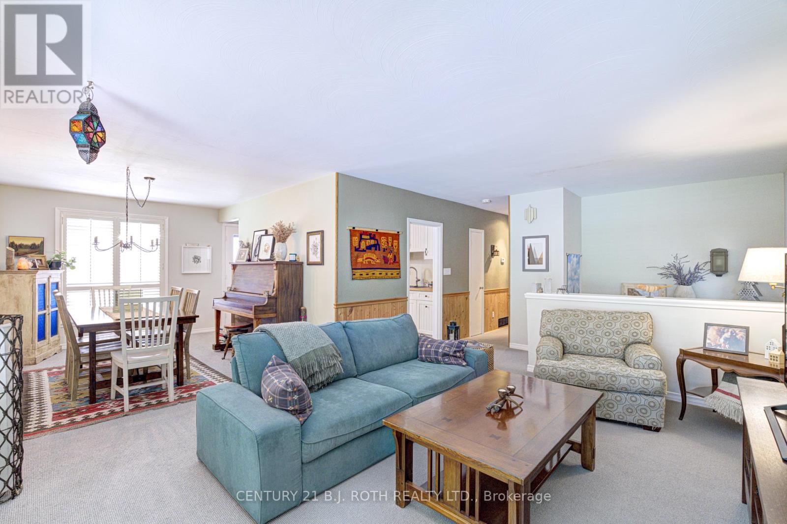 109 Wincott Drive, Toronto, Ontario  M9R 2P5 - Photo 8 - W13795190