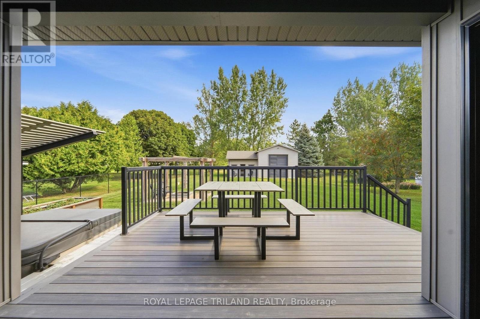 51 Park Street, Huron-Kinloss, Ontario  N0G 2R0 - Photo 27 - X13795106