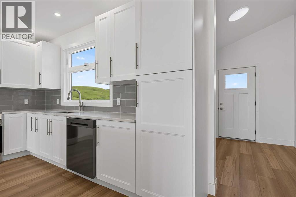 8 Diamond Valley Close, Carbon, Alberta  T0M 0L0 - Photo 6 - A2328129