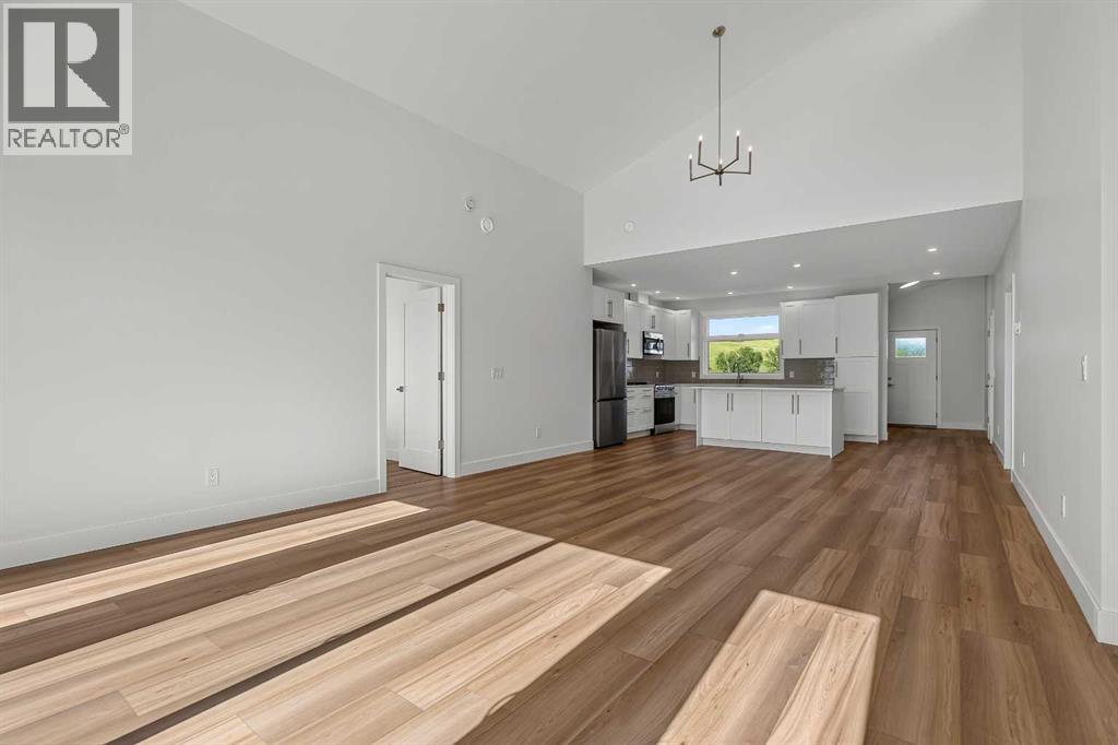 8 Diamond Valley Close, Carbon, Alberta  T0M 0L0 - Photo 9 - A2328129