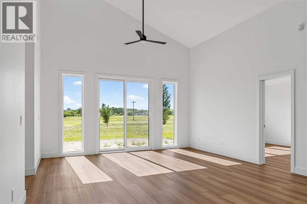 8 Diamond Valley Close, Carbon, Alberta  T0M 0L0 - Photo 14 - A2328129