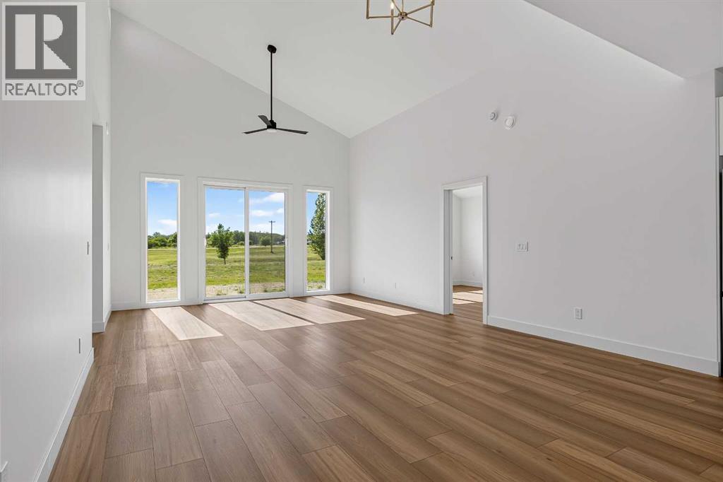 8 Diamond Valley Close, Carbon, Alberta  T0M 0L0 - Photo 13 - A2328129